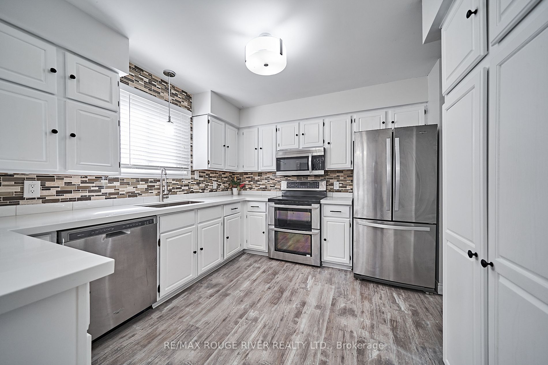 41 Ravine Drive