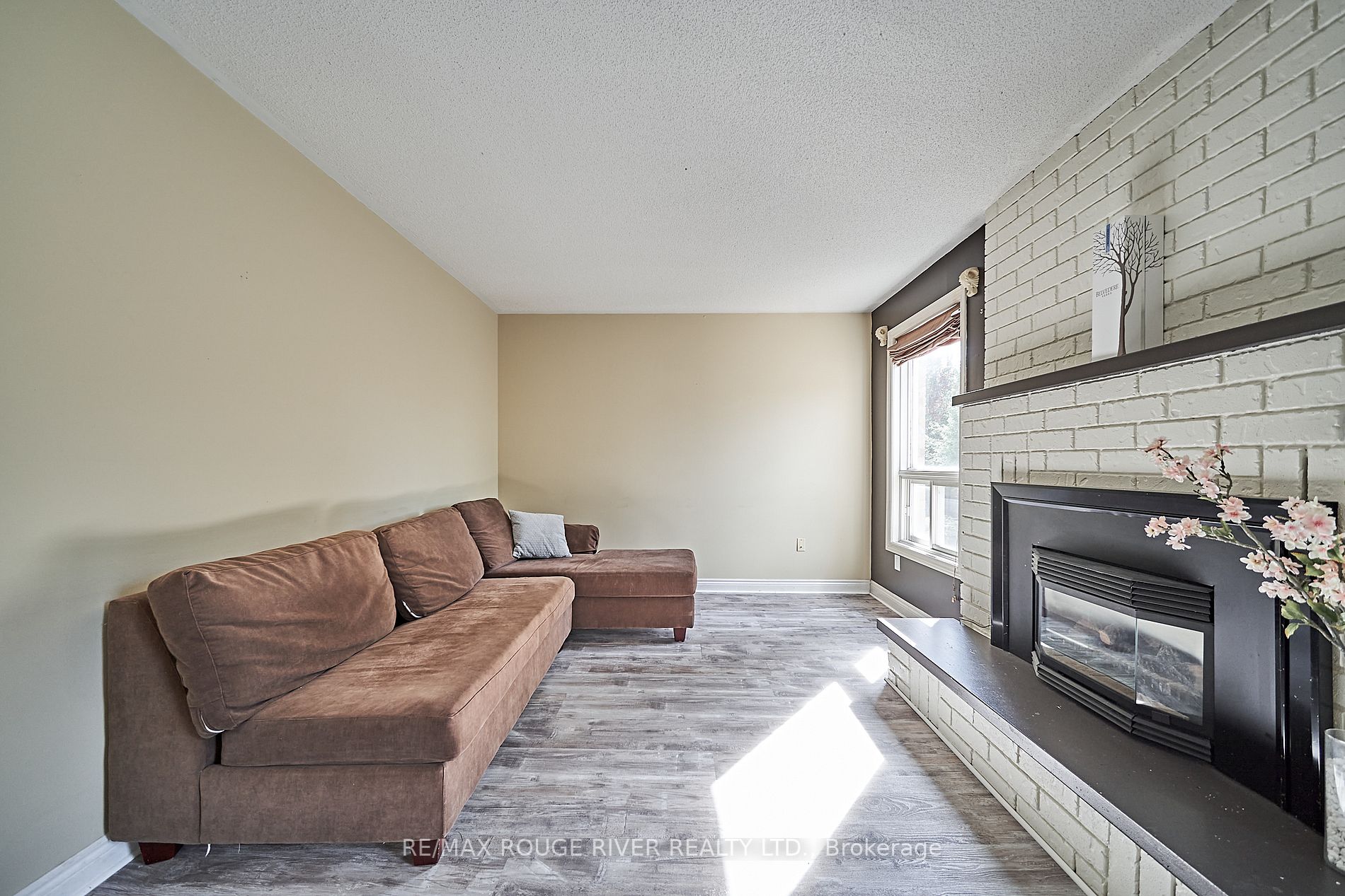 41 Ravine Drive