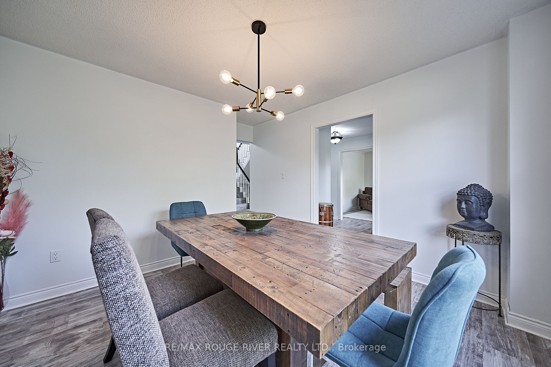 41 Ravine Drive