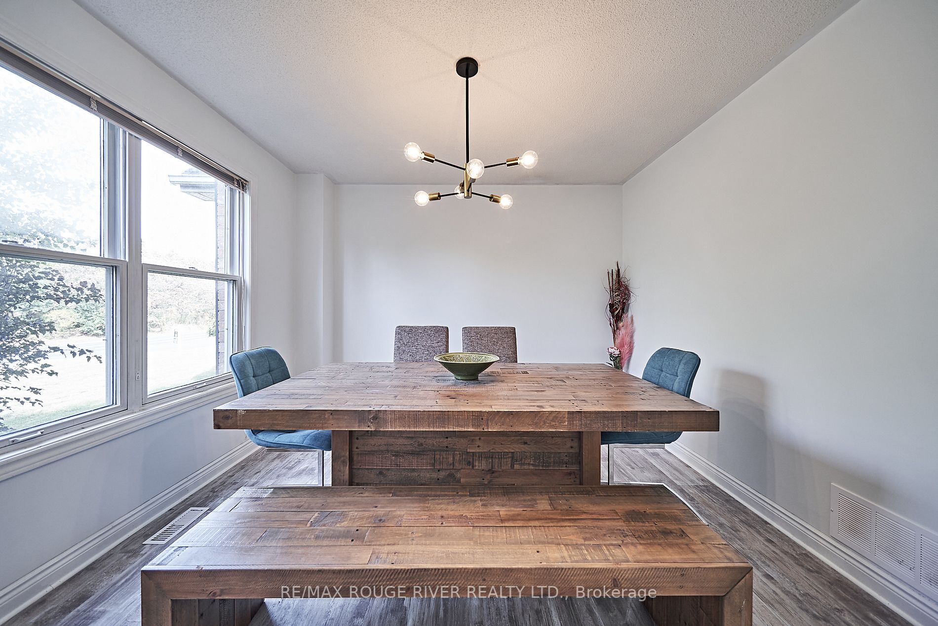 41 Ravine Drive