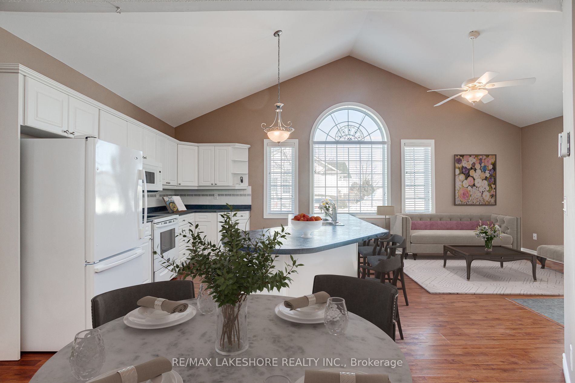 1055 Birchwood Tr, #502