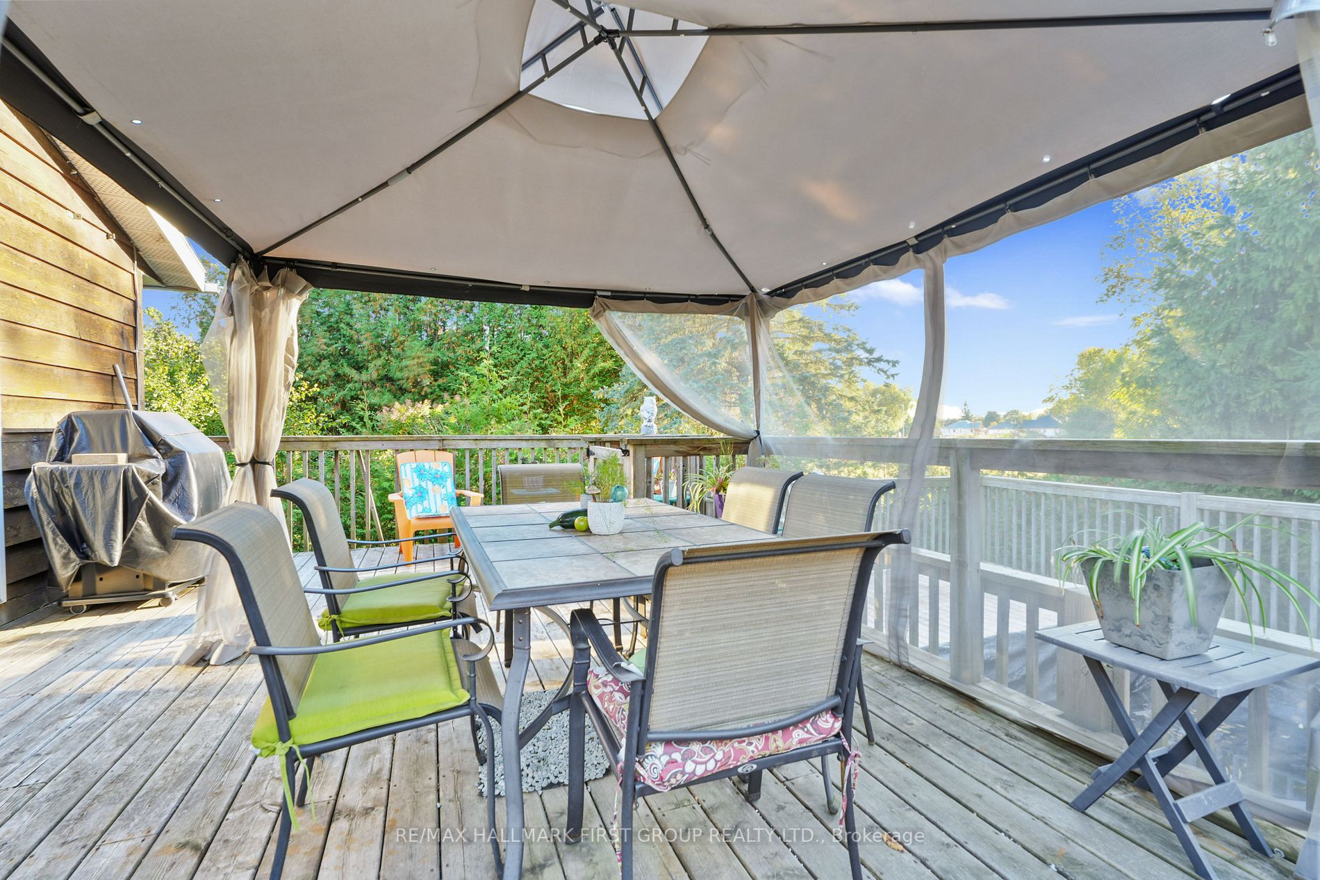 433 Nickerson Dr