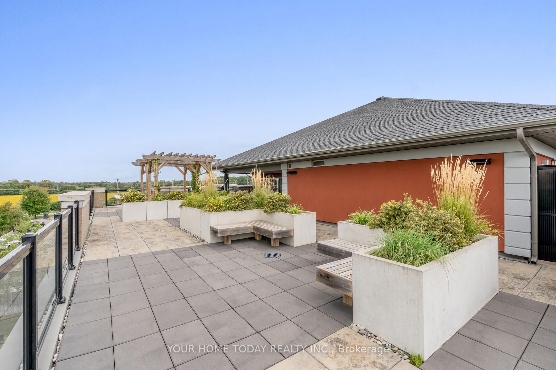106 Bard Boulevard, #107