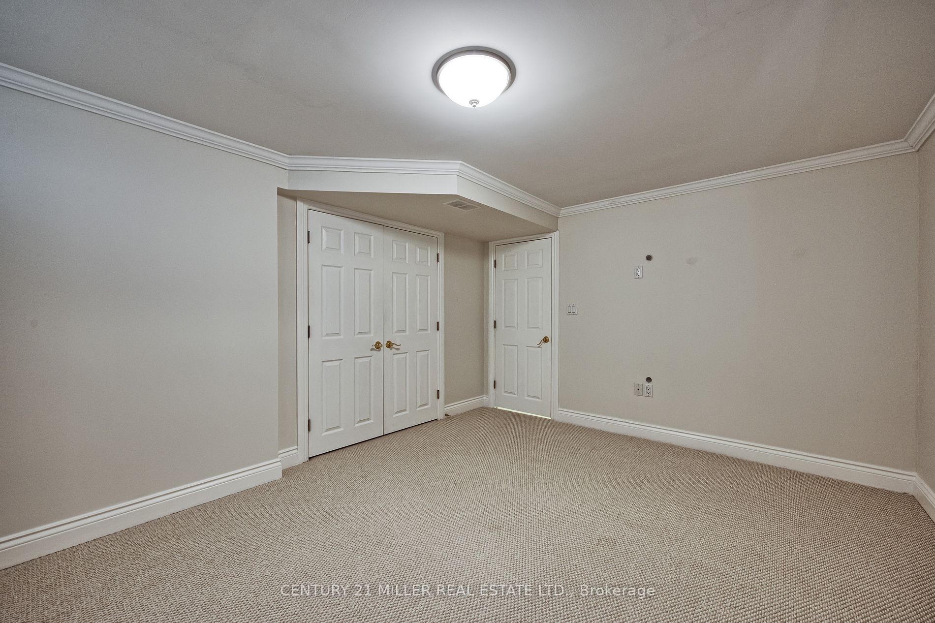 269 Foxridge Dr