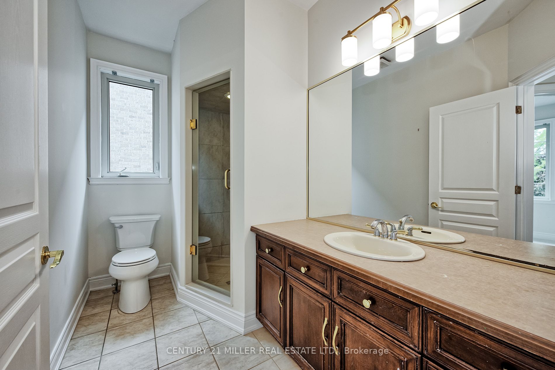269 Foxridge Dr