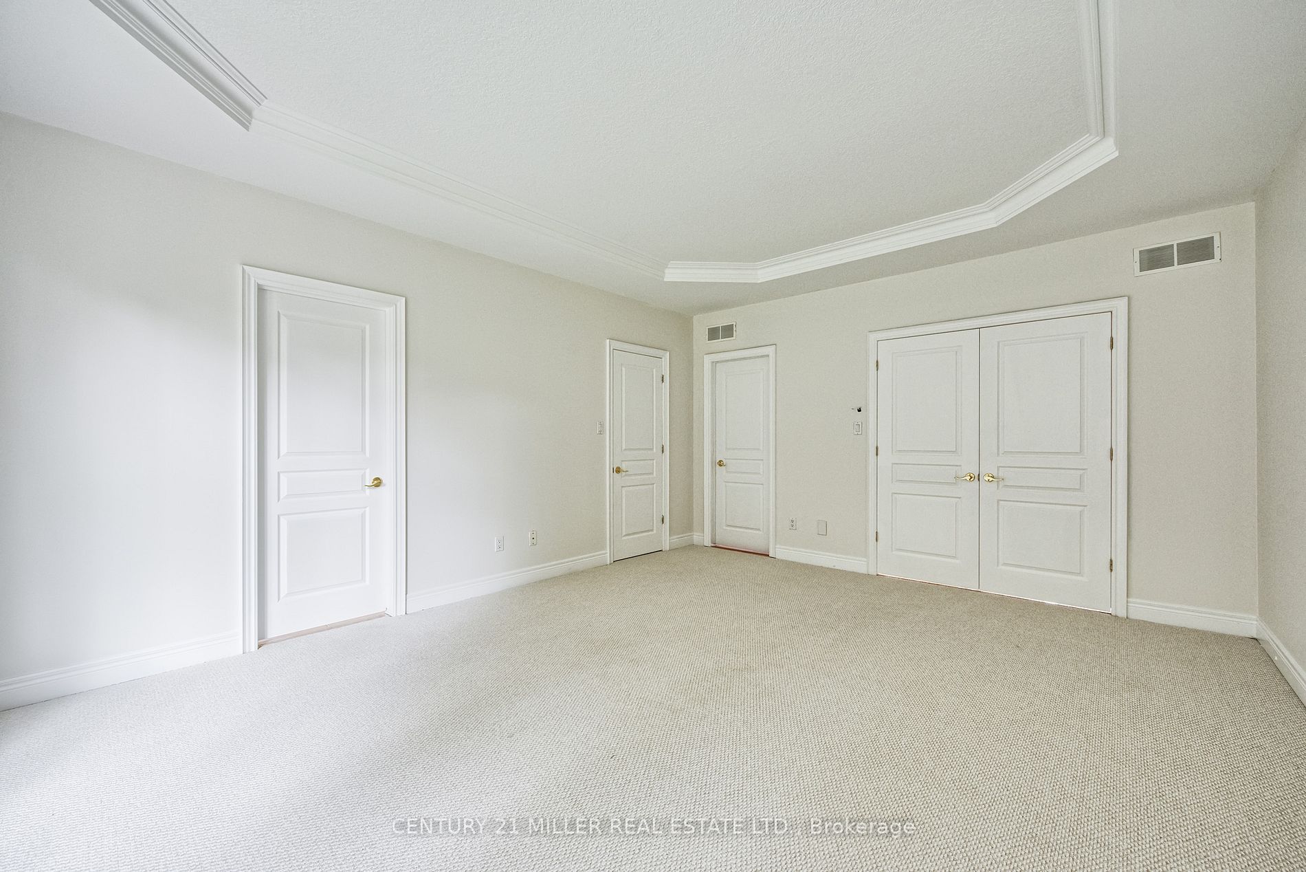 269 Foxridge Dr