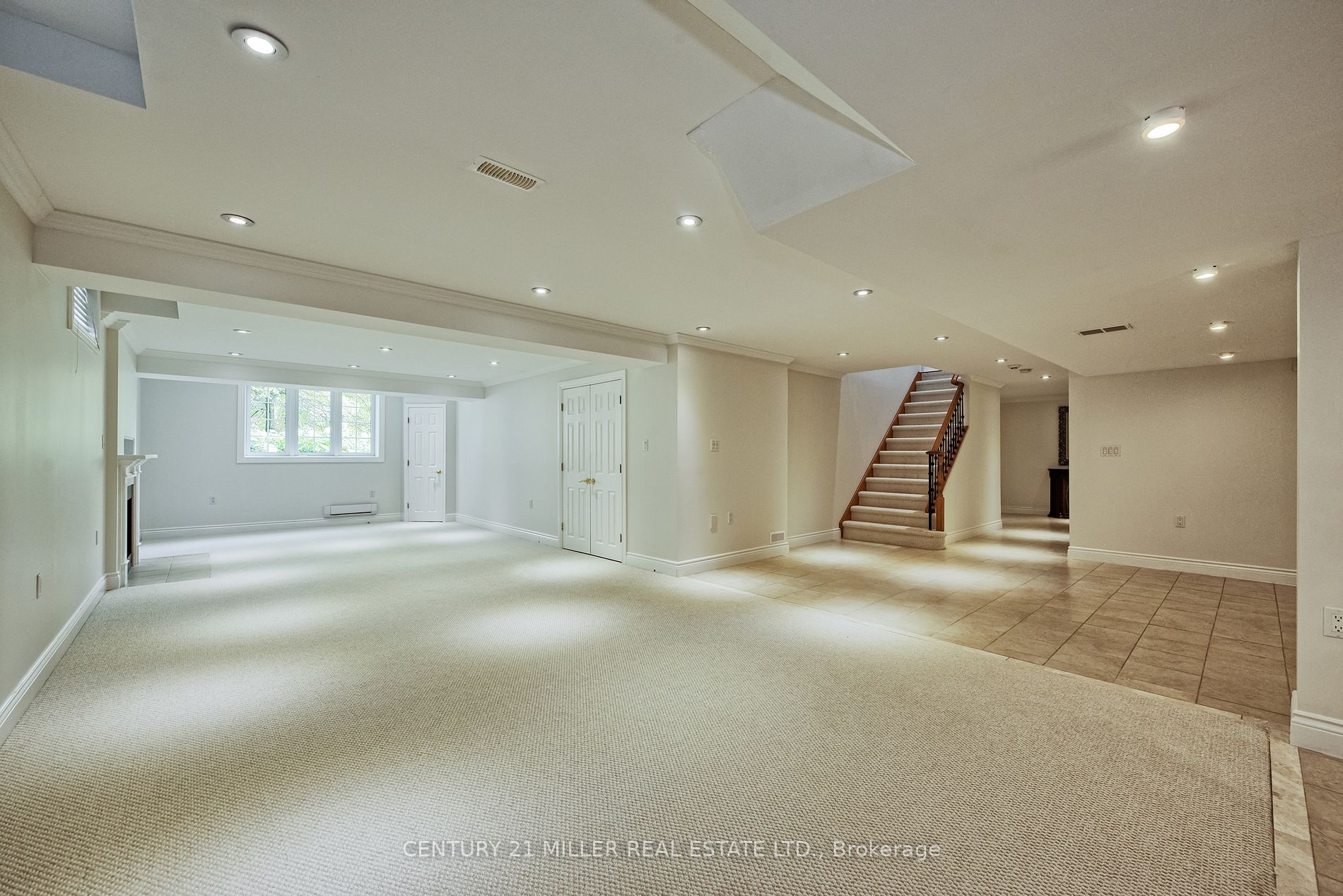 269 Foxridge Dr