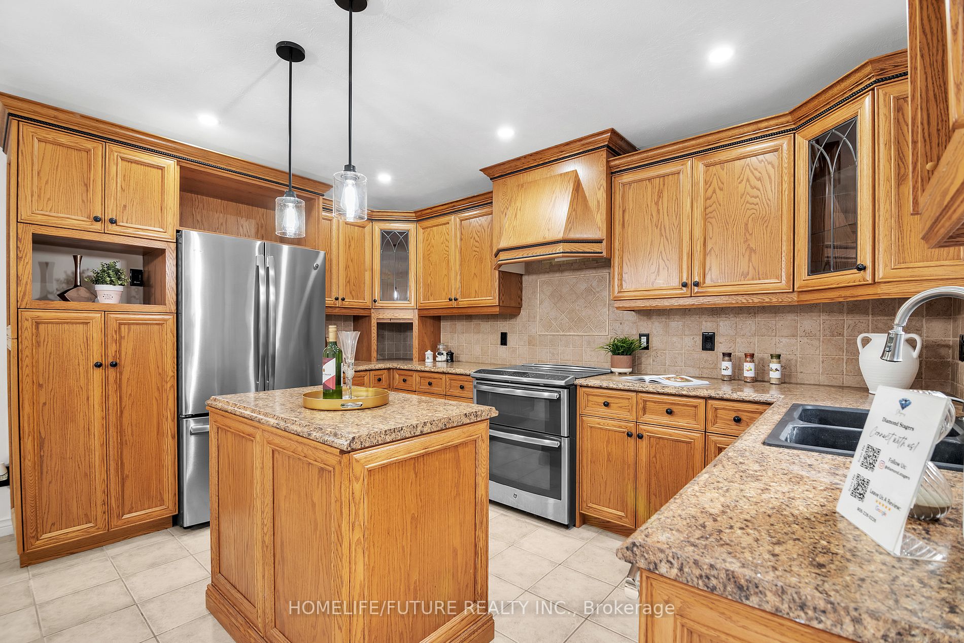 35 Archwood Cres