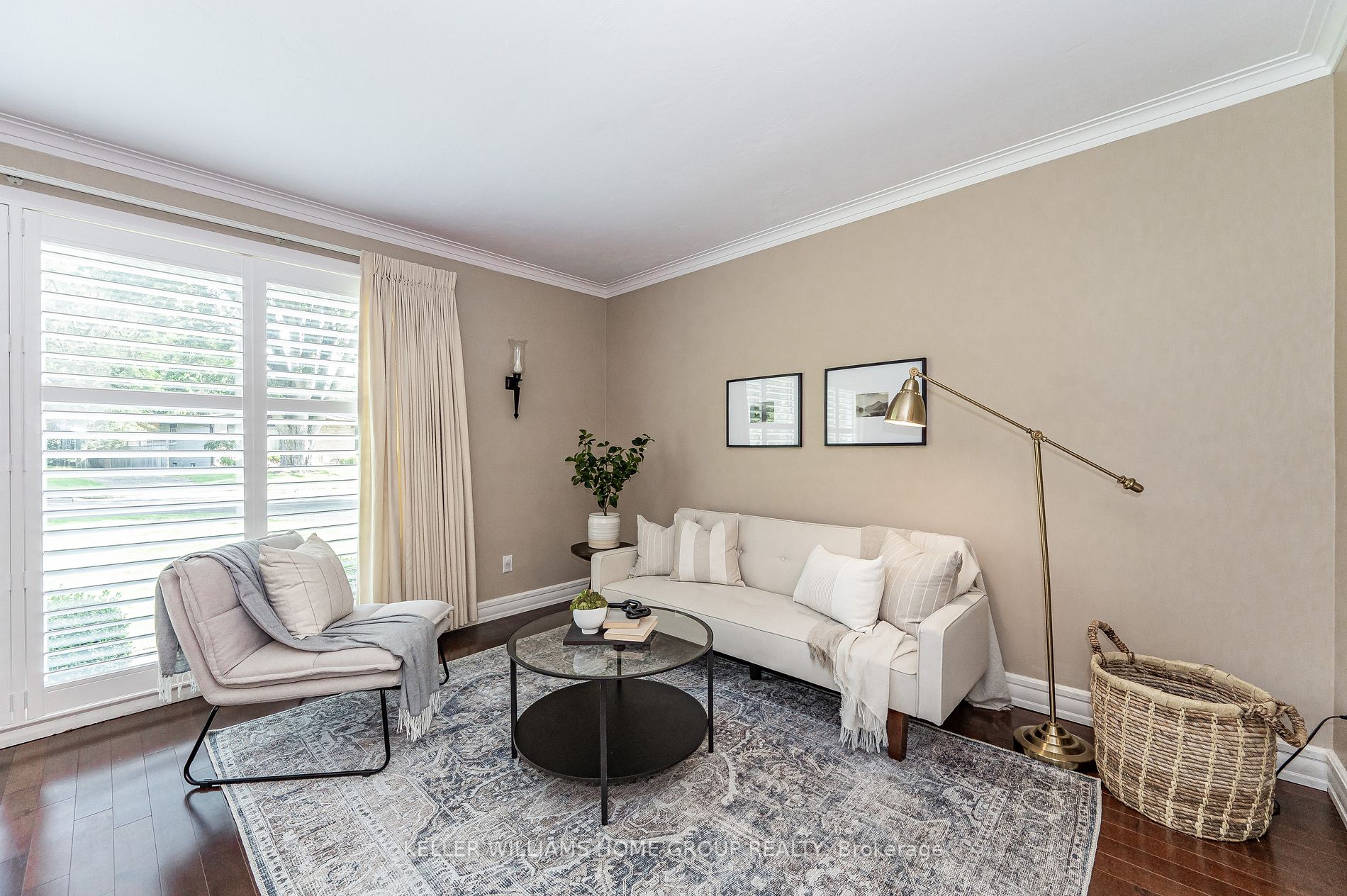 18 Woodycrest Drive
