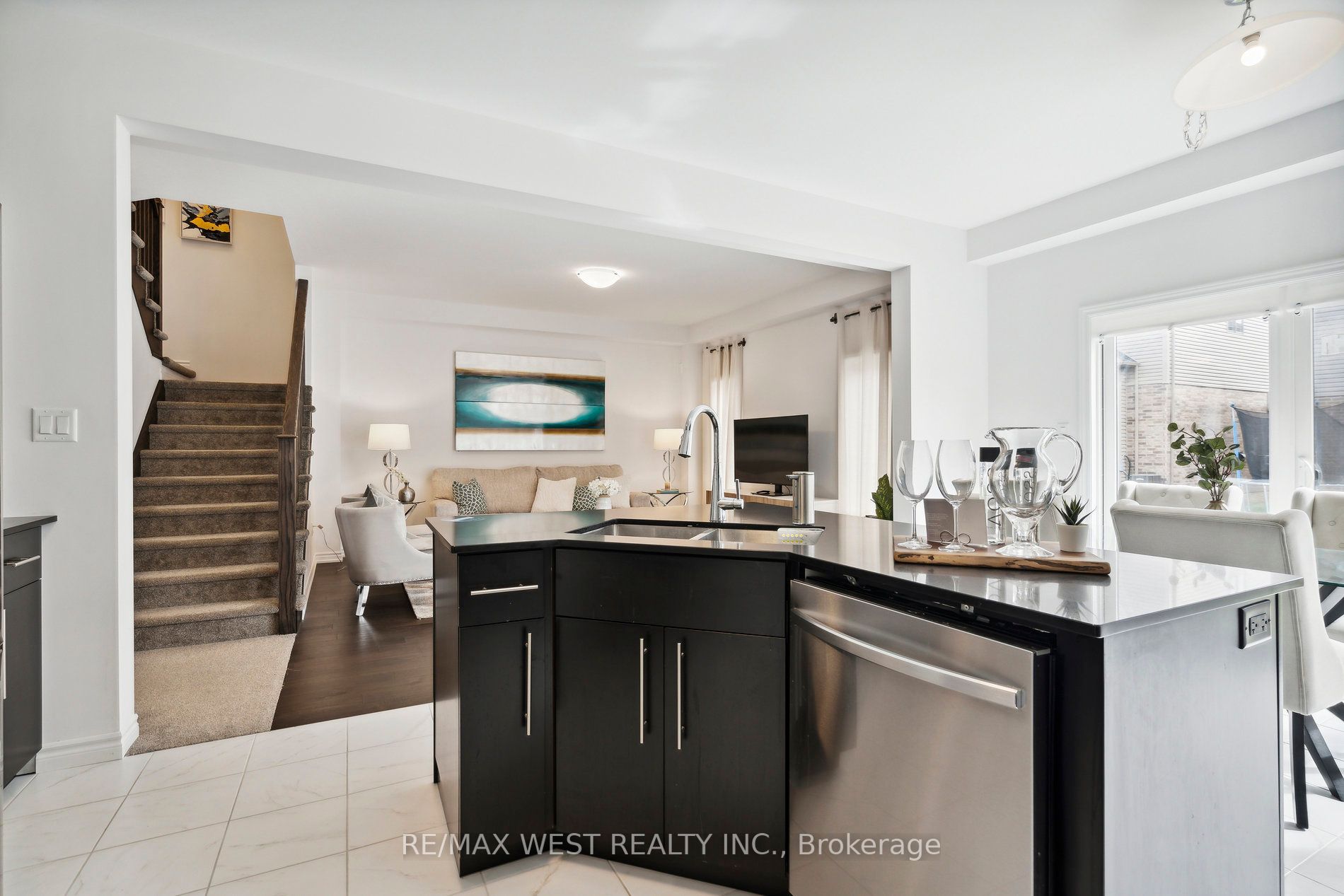 29 Mclaren Ave