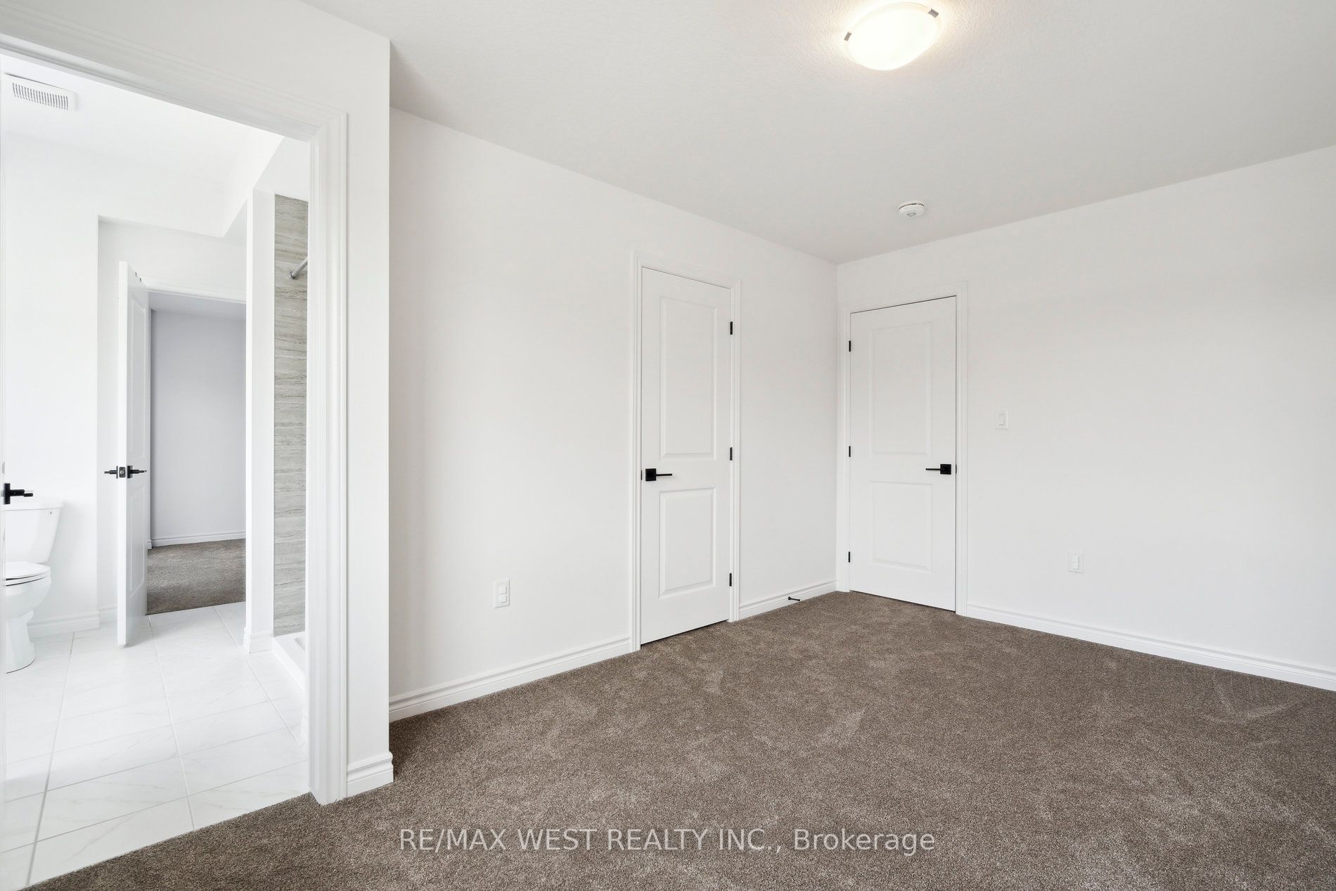 29 Mclaren Ave
