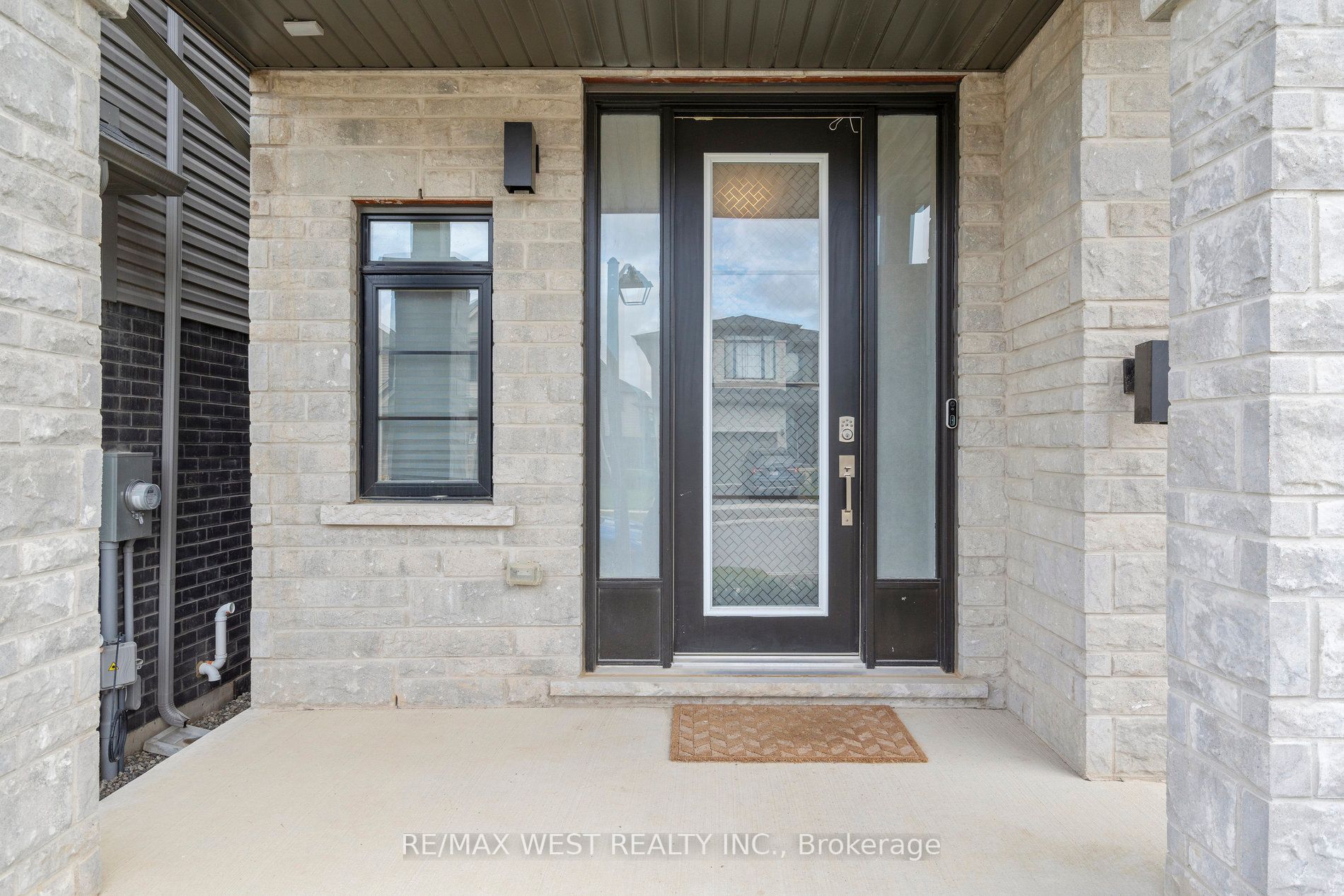 29 Mclaren Ave