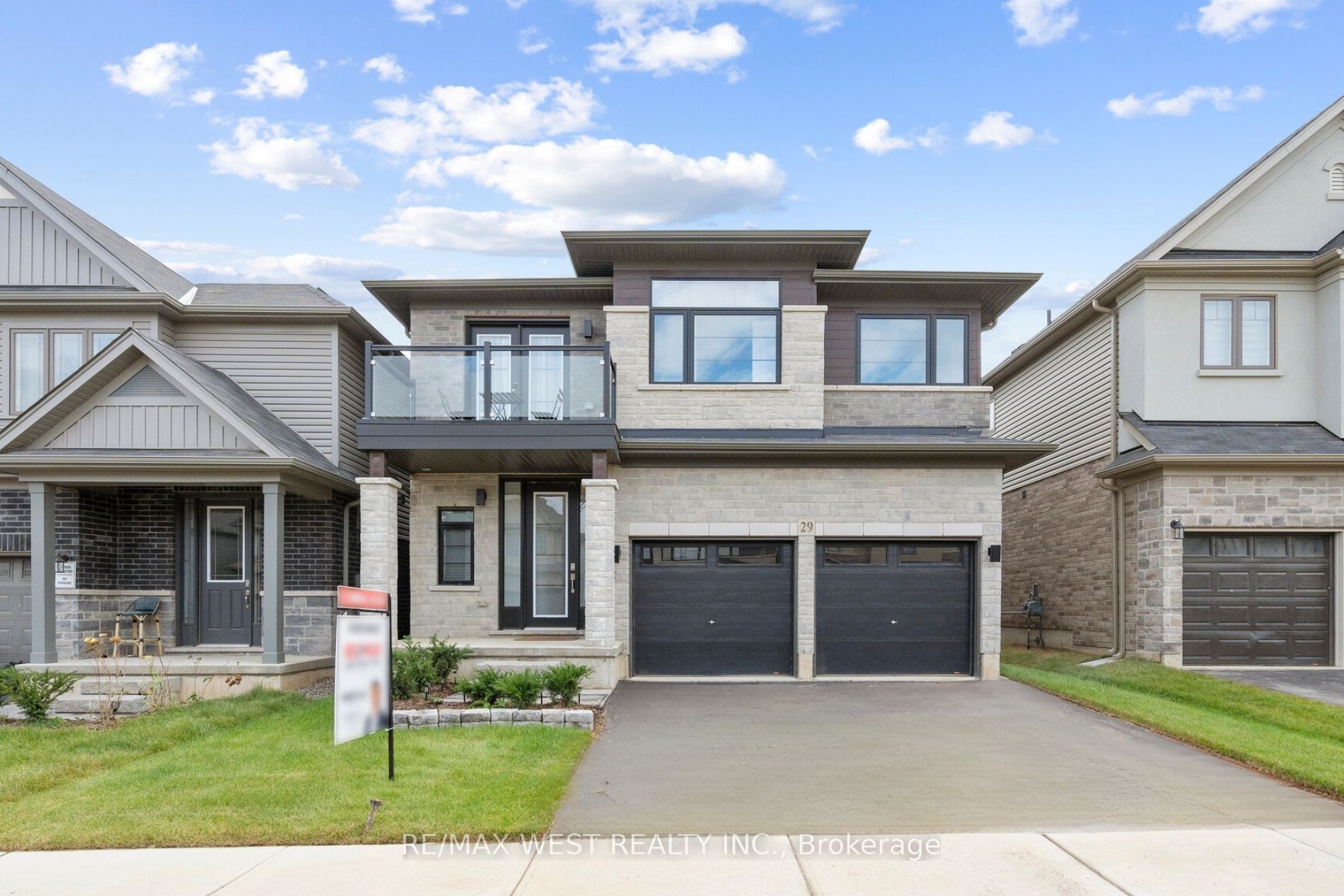 29 Mclaren Ave