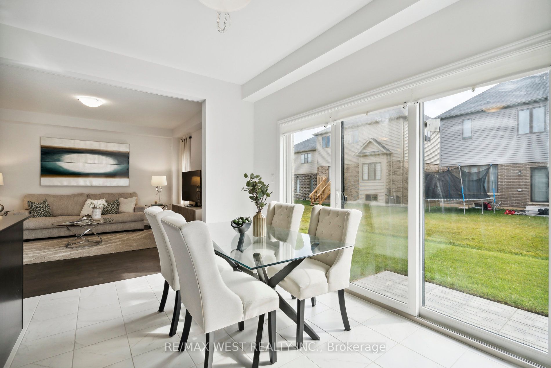 29 Mclaren Ave