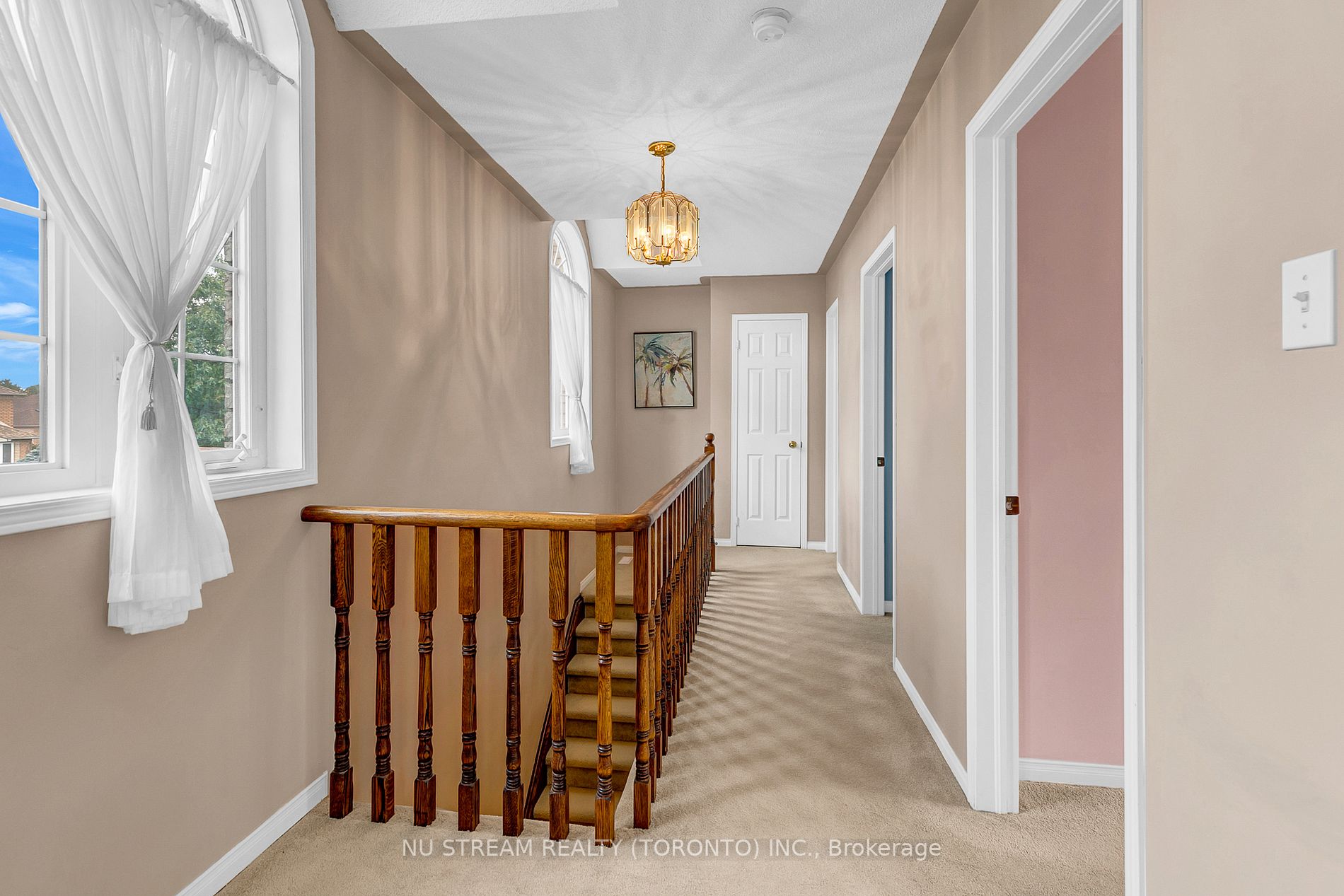 1063 Peach Blossom Cres