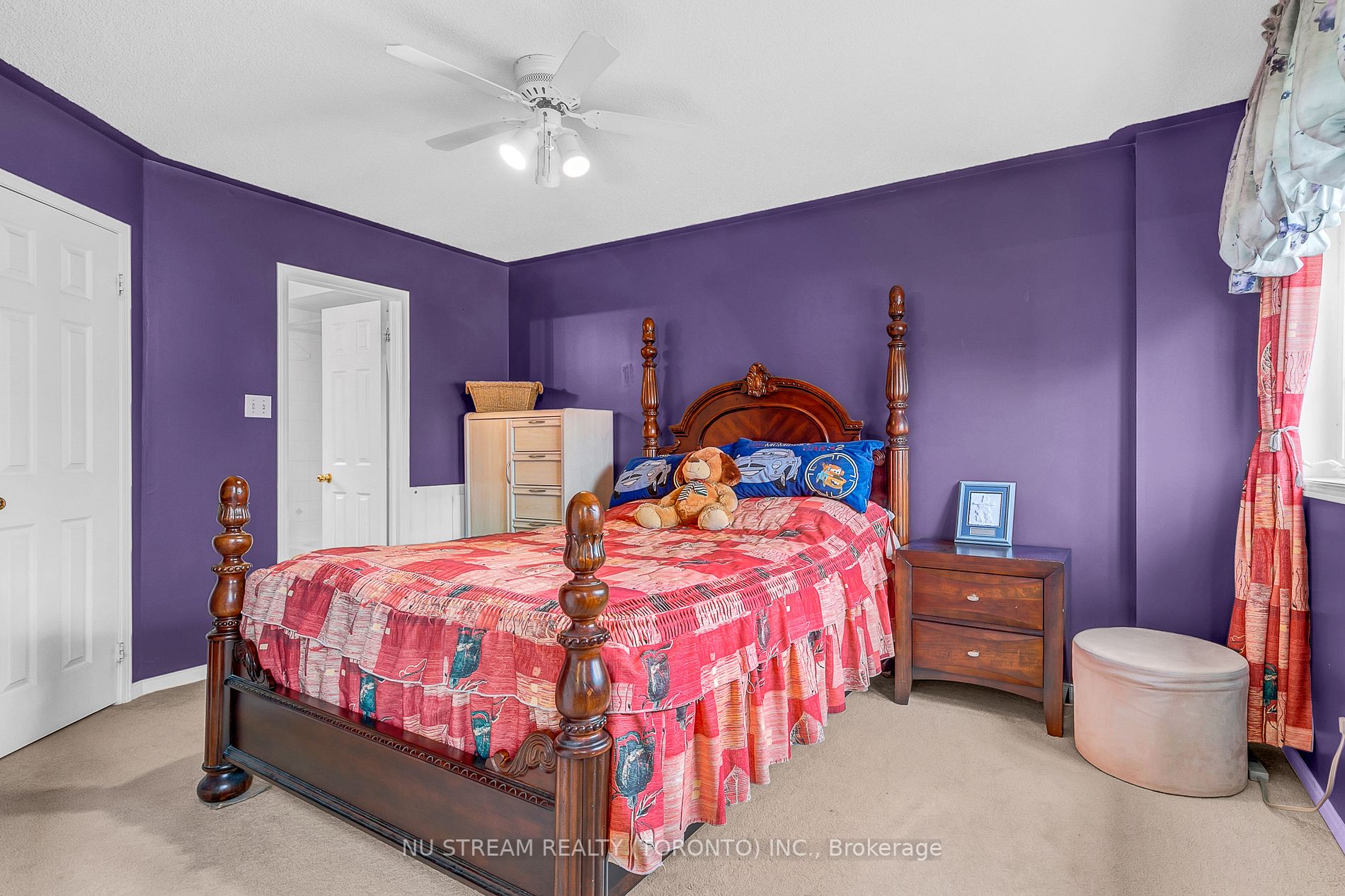 1063 Peach Blossom Cres