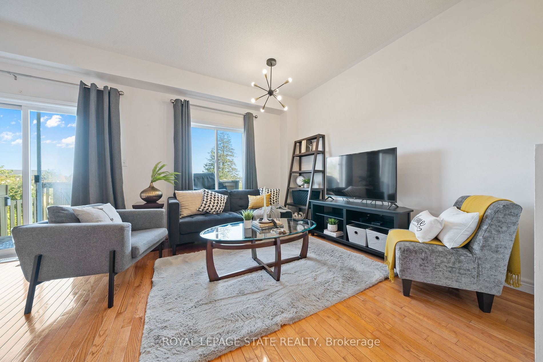 213 Nash Road E, #18