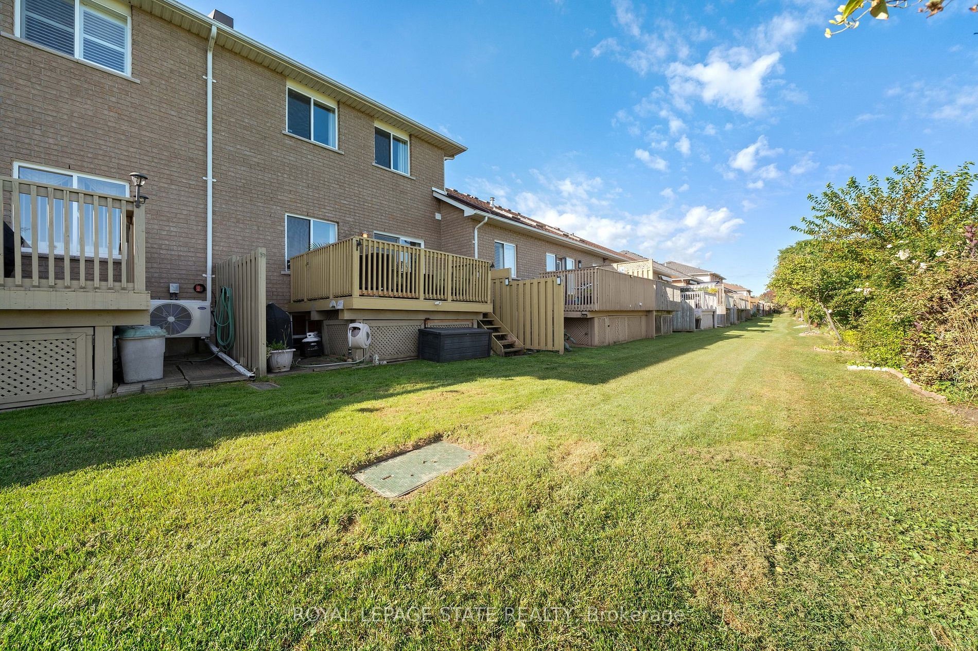 213 Nash Road E, #18
