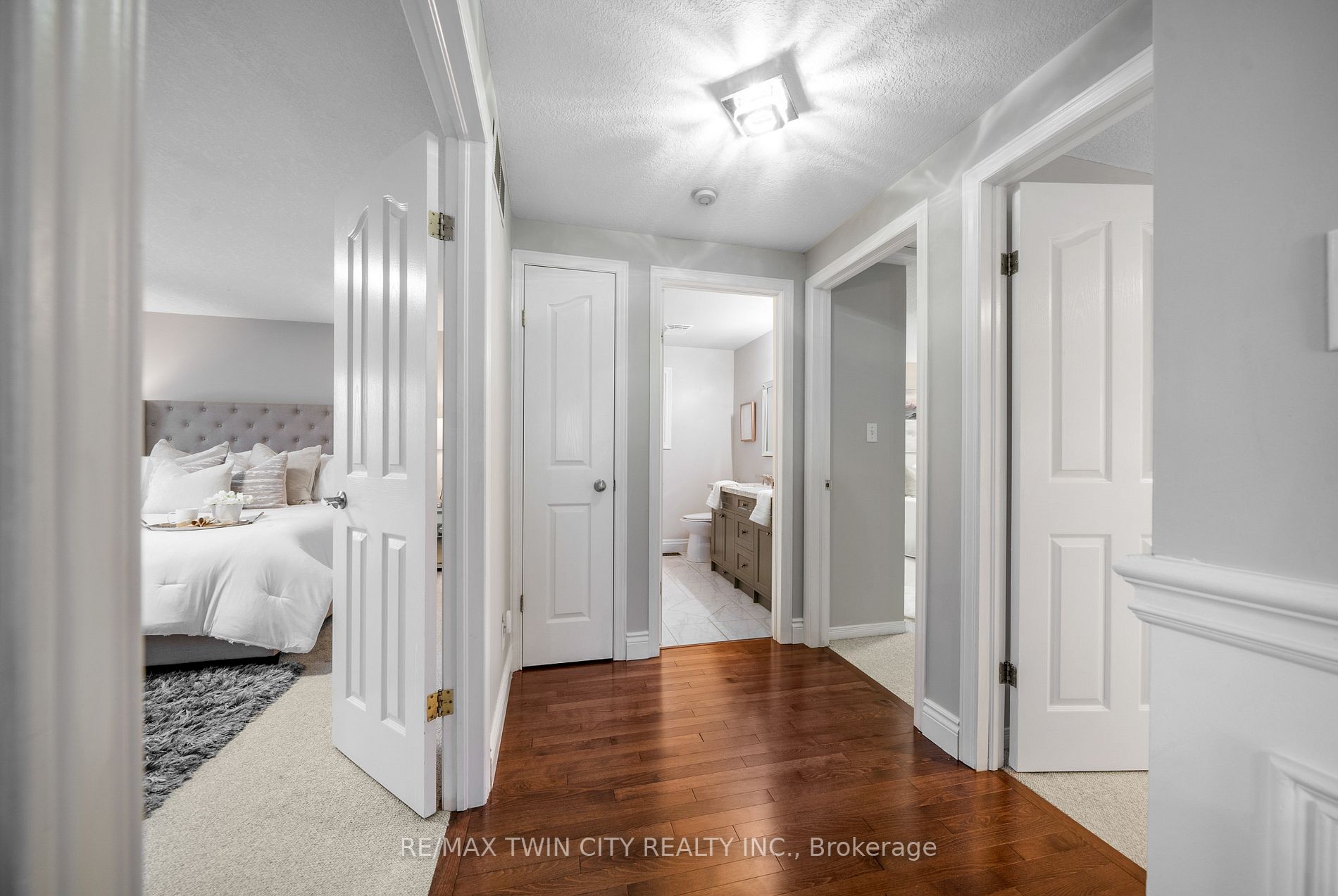 274 Huck Crescent