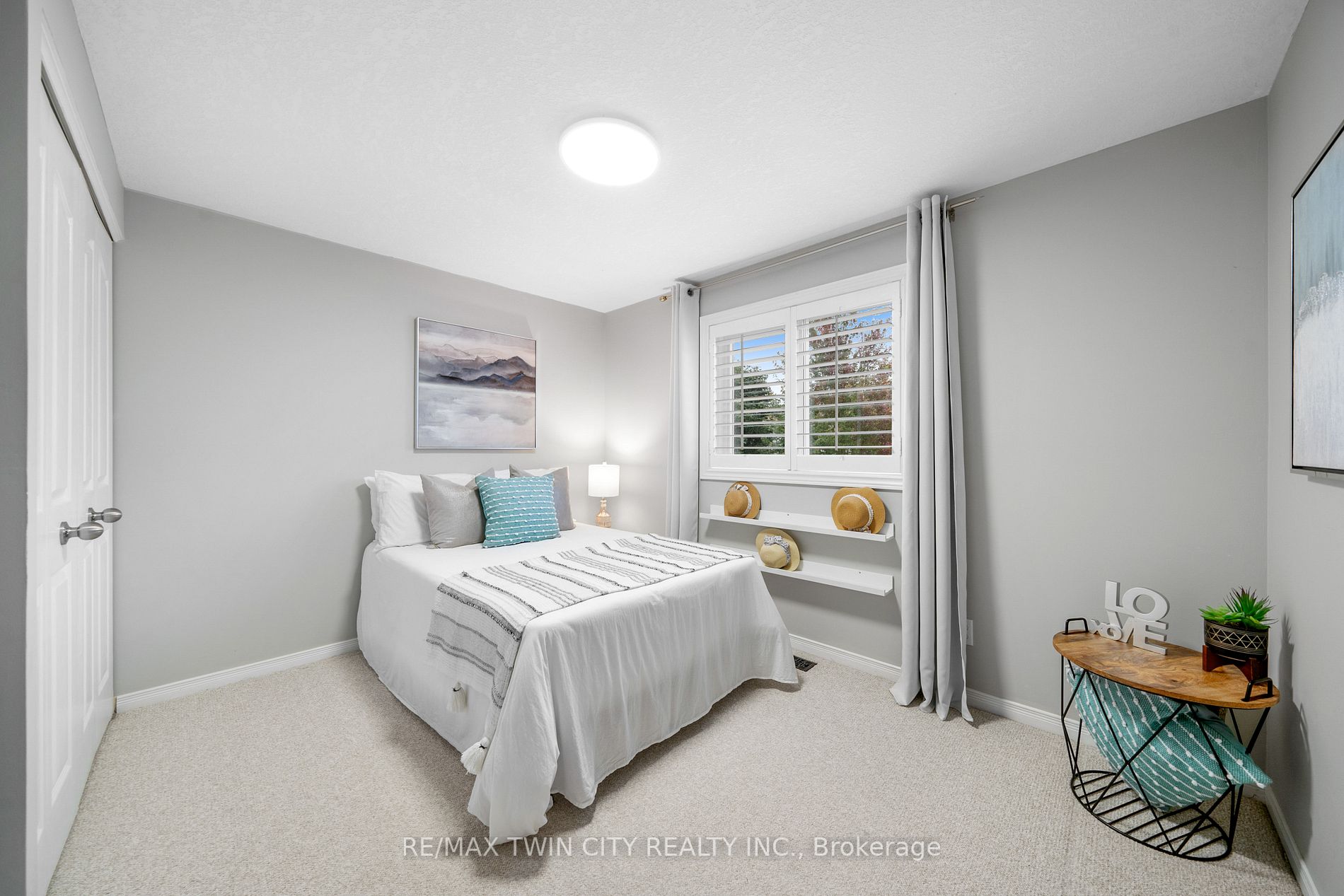 274 Huck Crescent