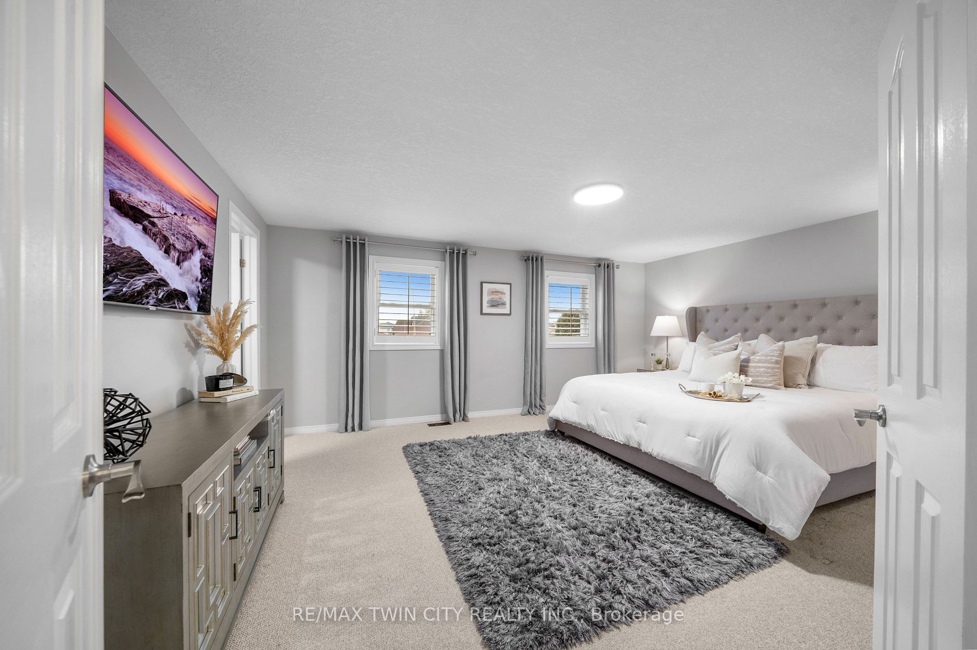 274 Huck Crescent
