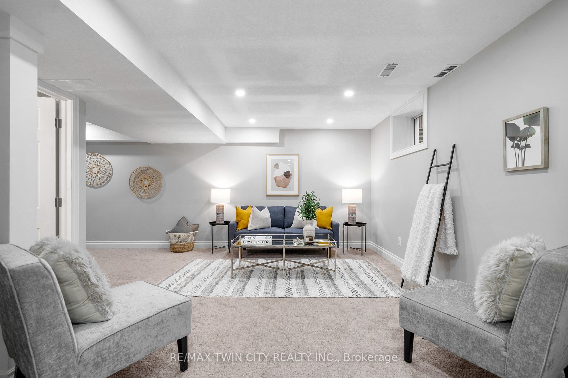 274 Huck Crescent