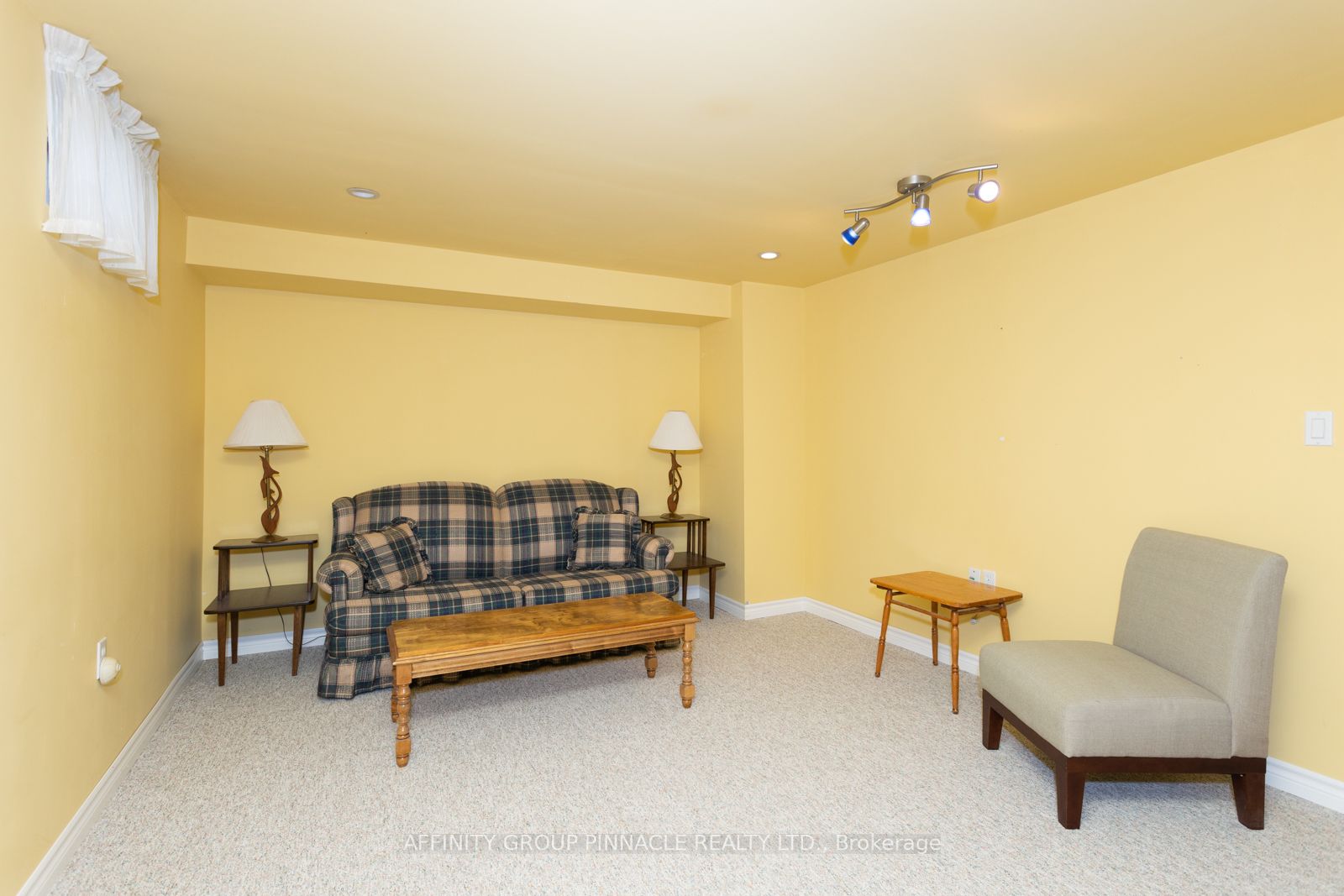 52 Parkside Drive
