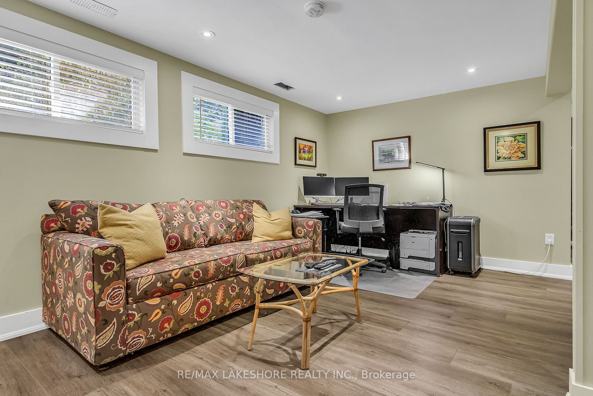 701 Jeffrey Cres