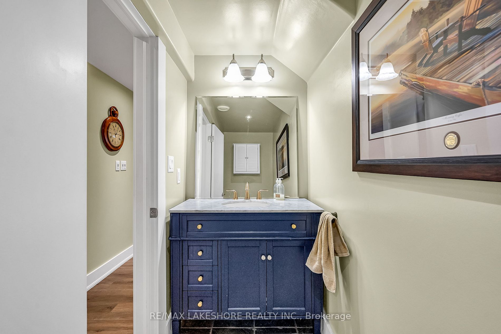 701 Jeffrey Cres