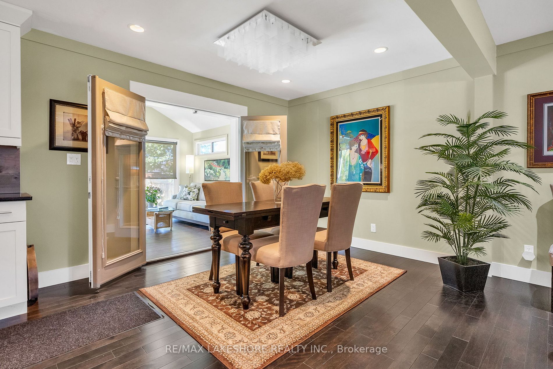 701 Jeffrey Cres