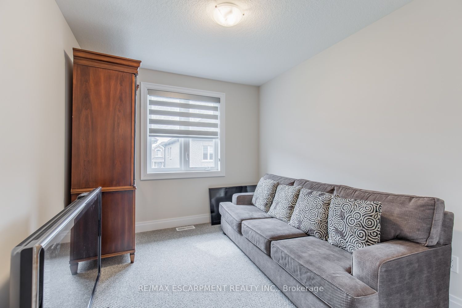 60 Skinner Rd
