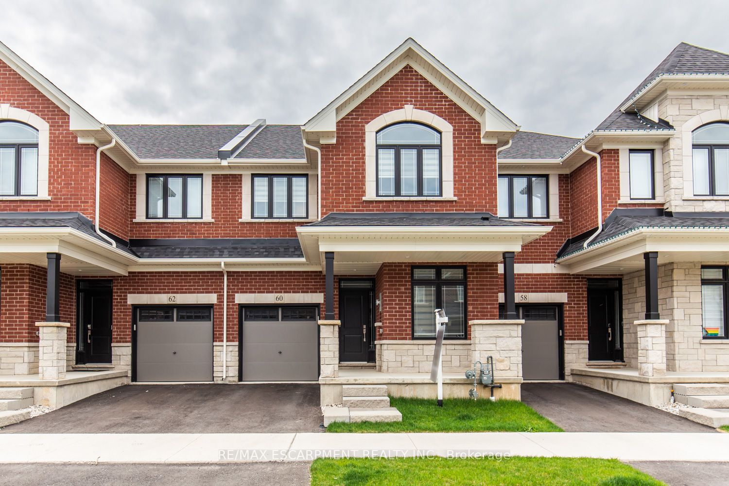 60 Skinner Rd