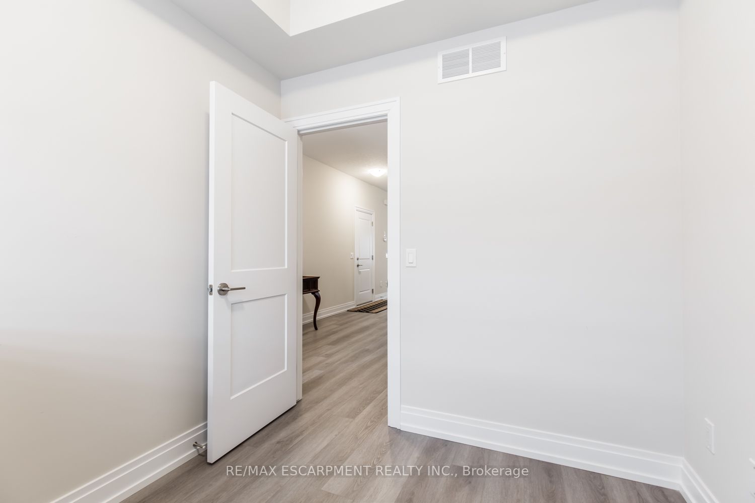 60 Skinner Rd