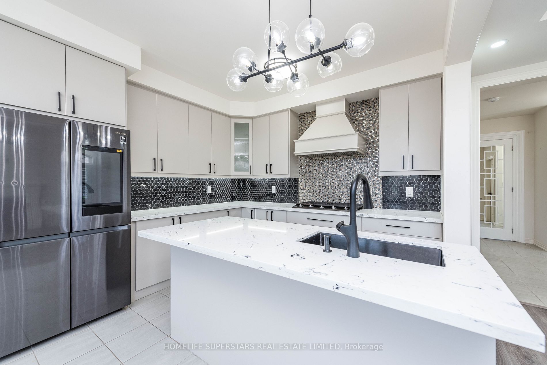3 Ebenezer Dr
