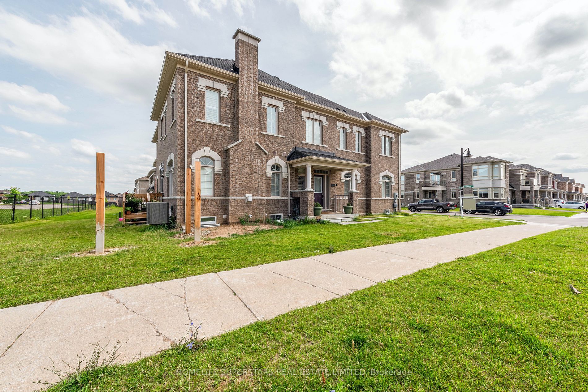 3 Ebenezer Dr