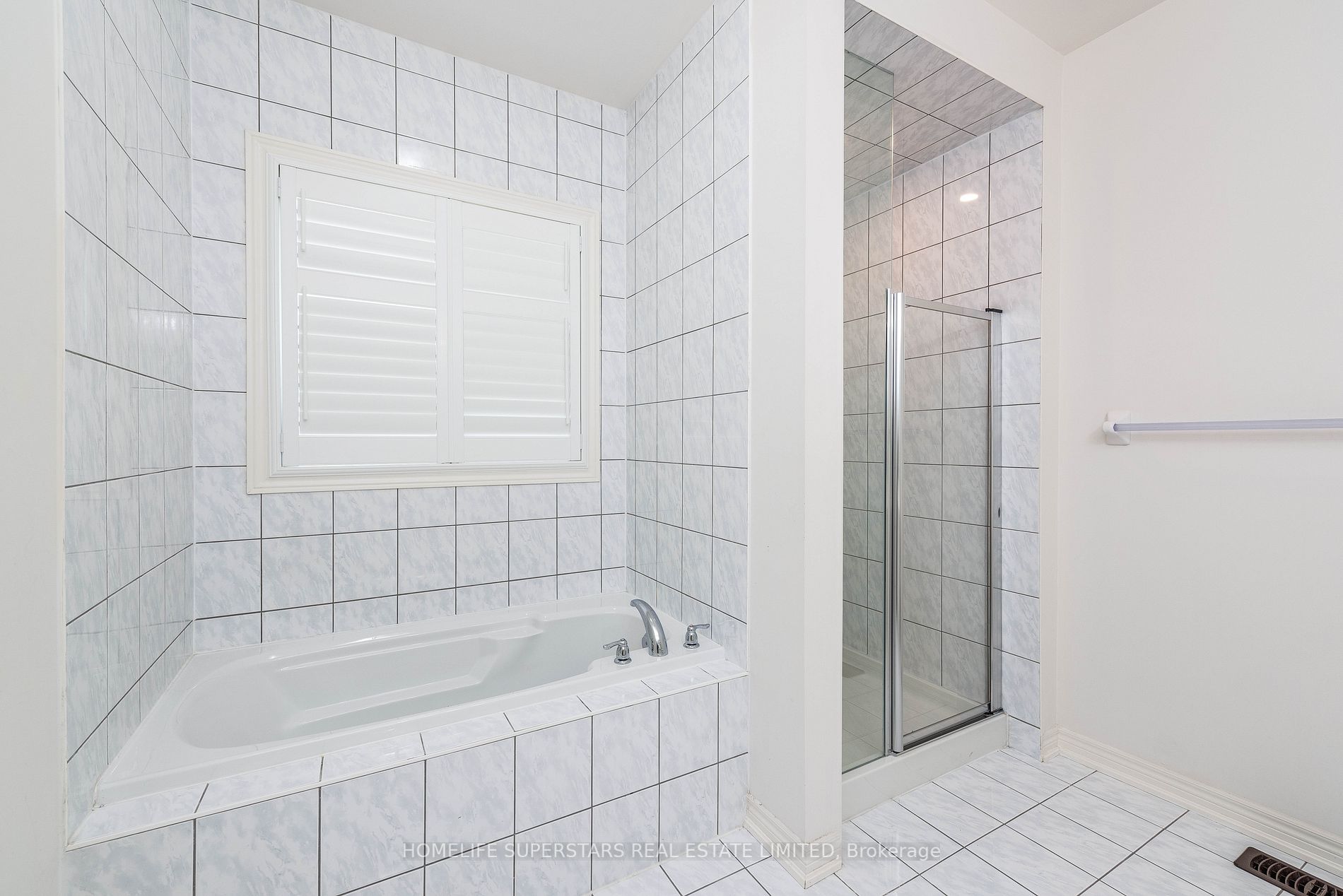 3 Ebenezer Dr