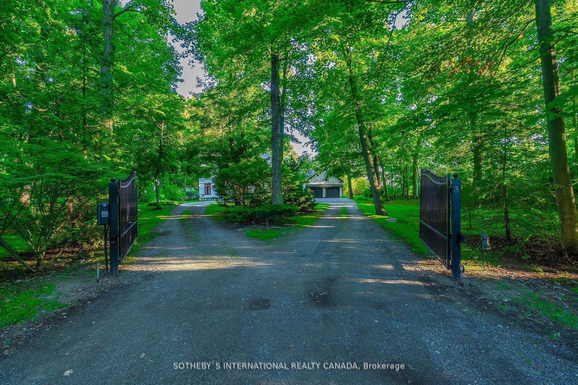 3 Fitzhugh Lane
