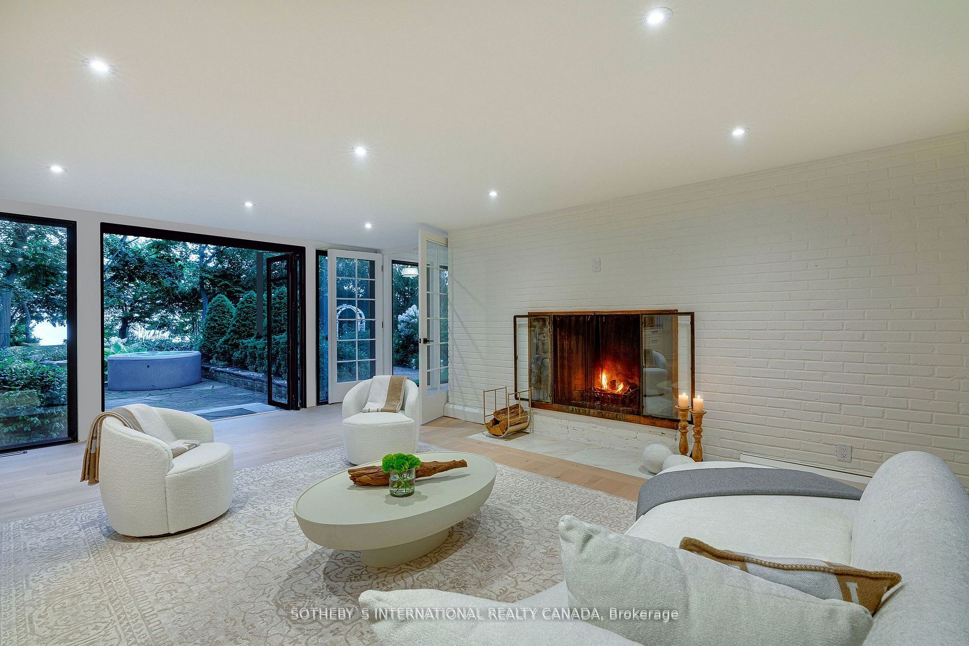 3 Fitzhugh Lane