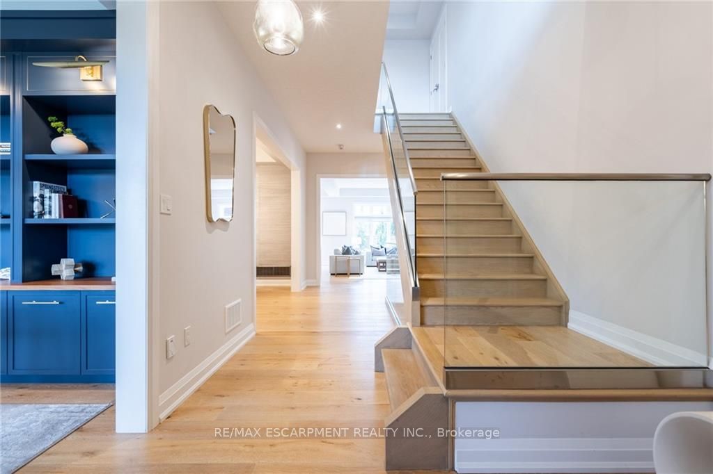 33 Copes Lane
