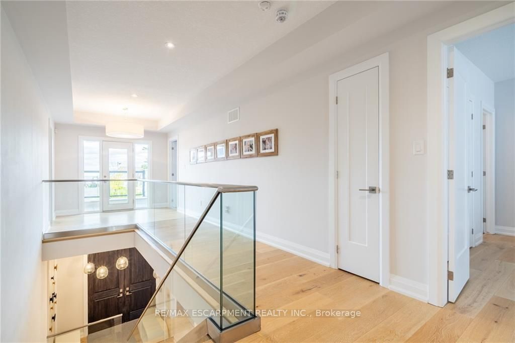 33 Copes Lane