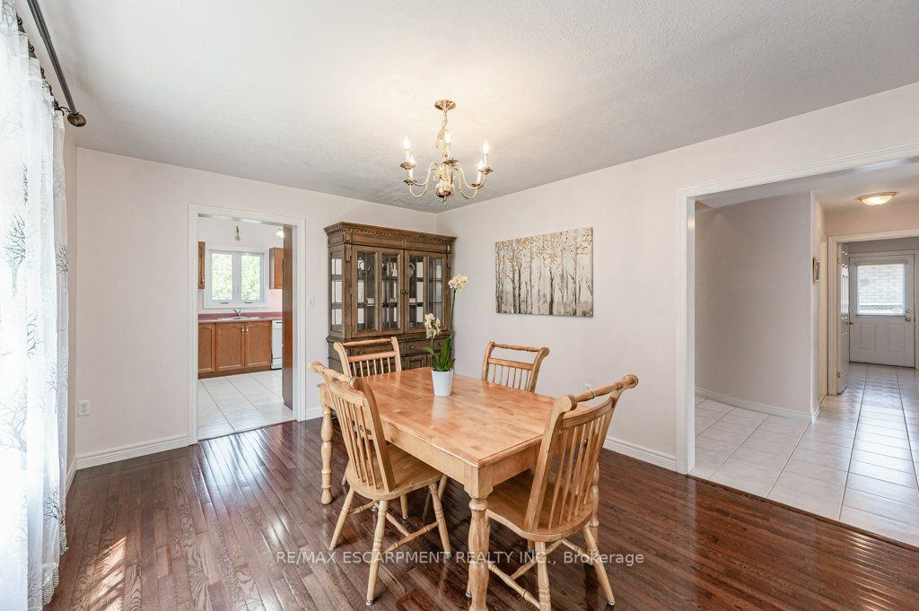211 Gatestone Dr