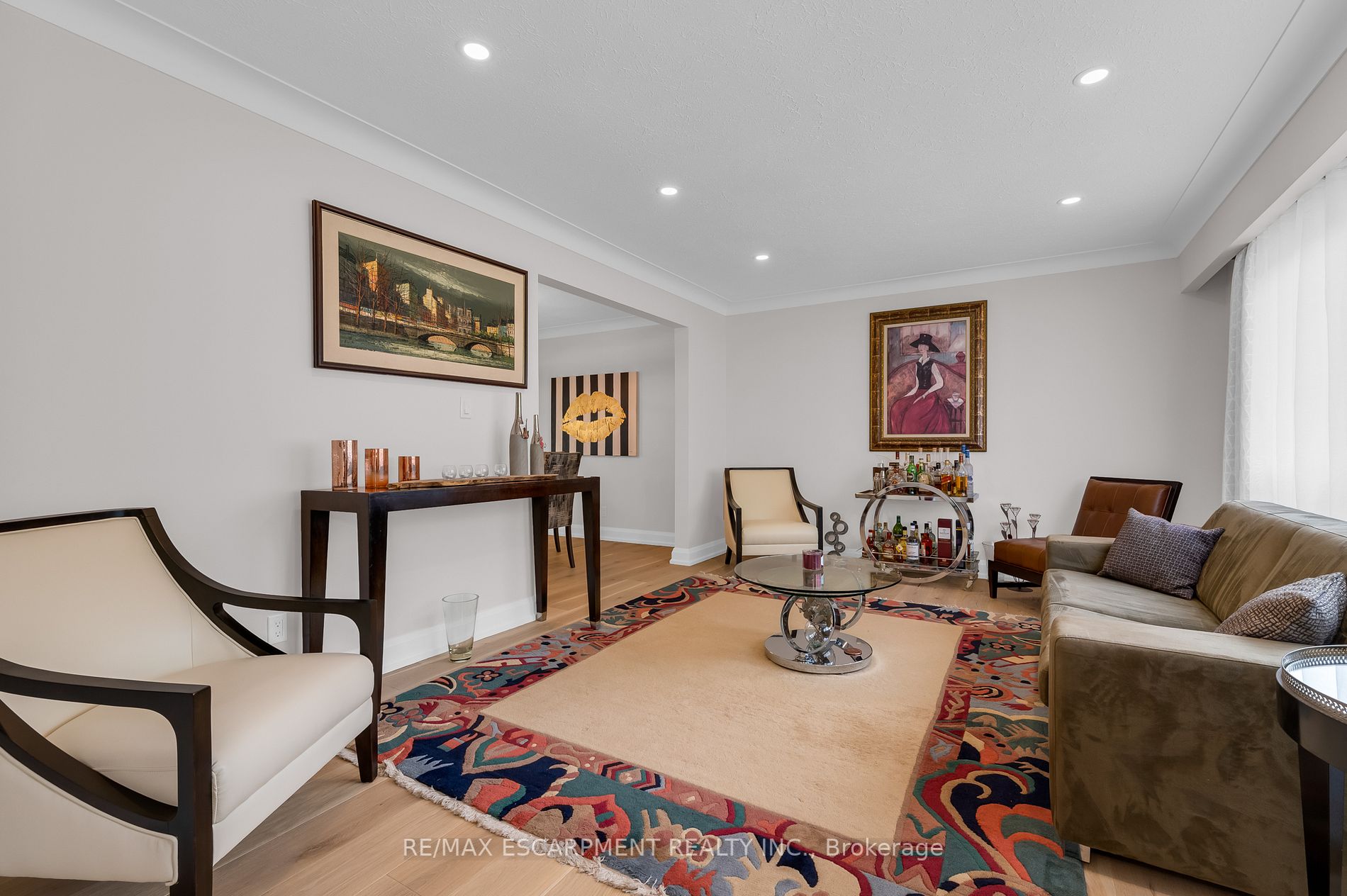 83 Dorchester Dr
