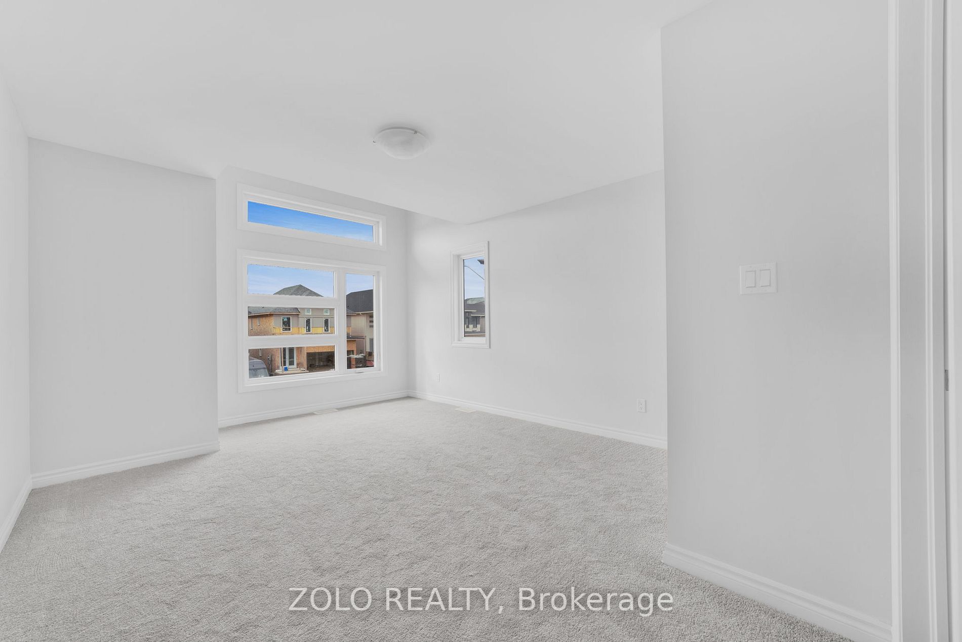 47 Hildred St N