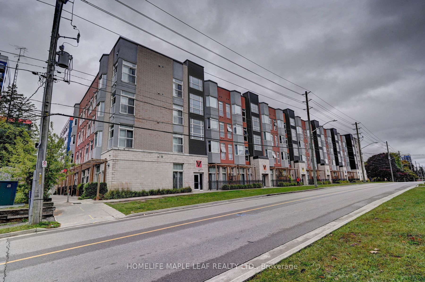 253 Albert St W, #106