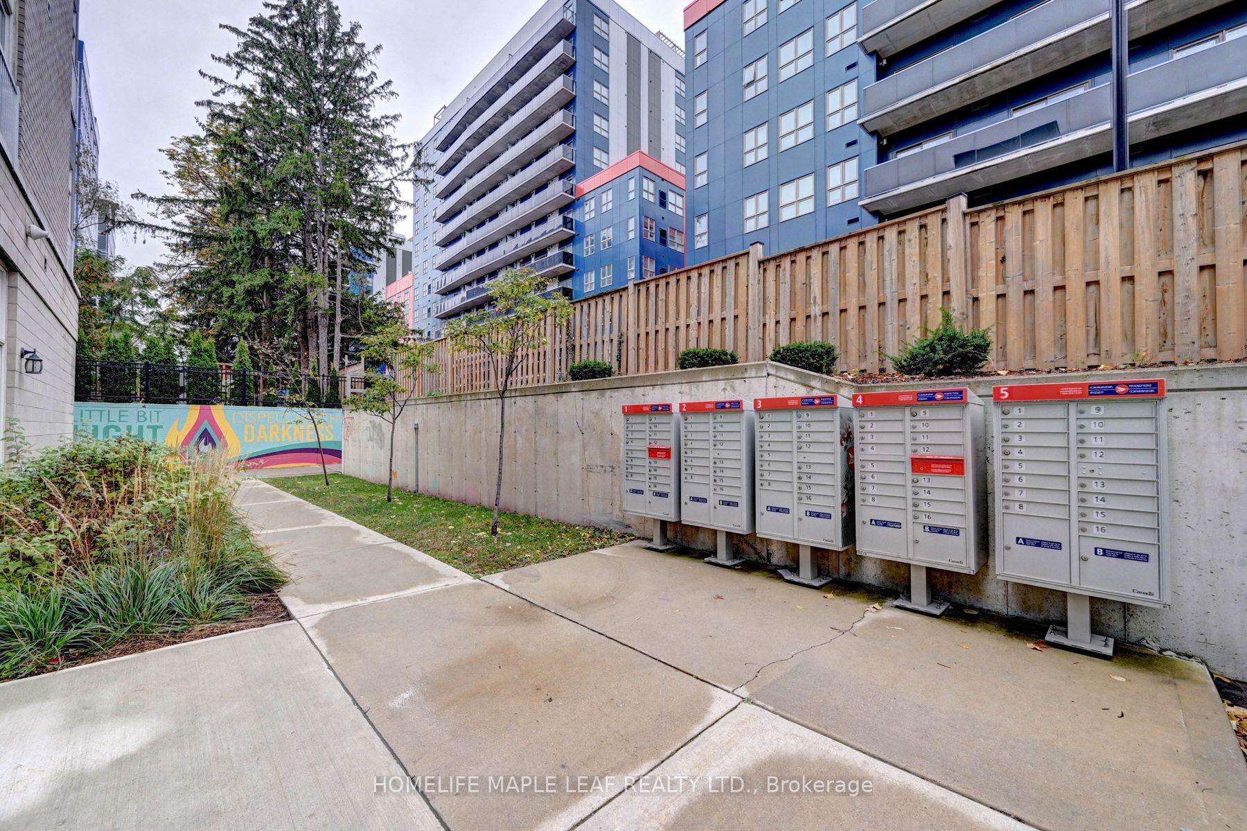 253 Albert St W, #106