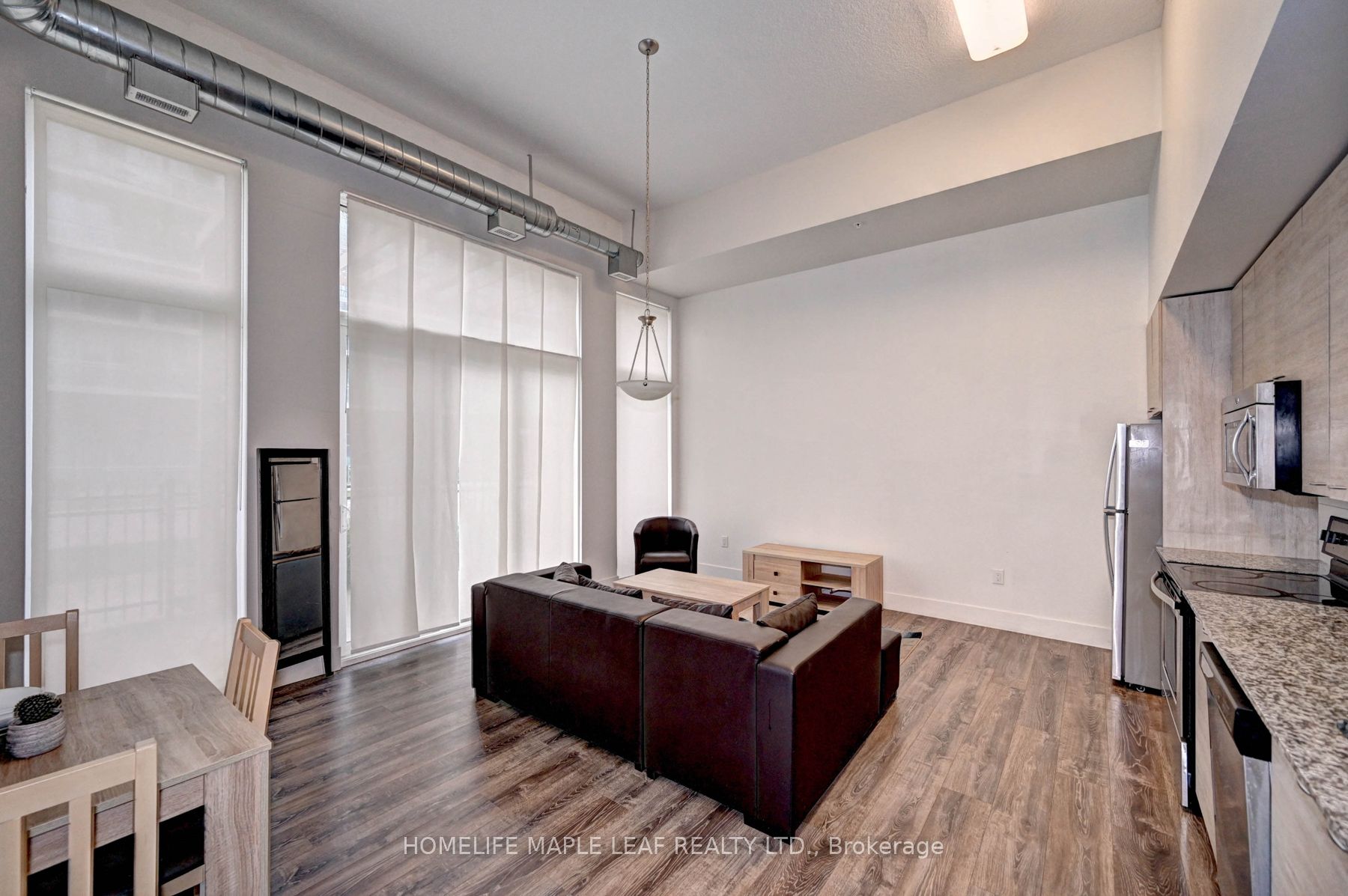 253 Albert St W, #106