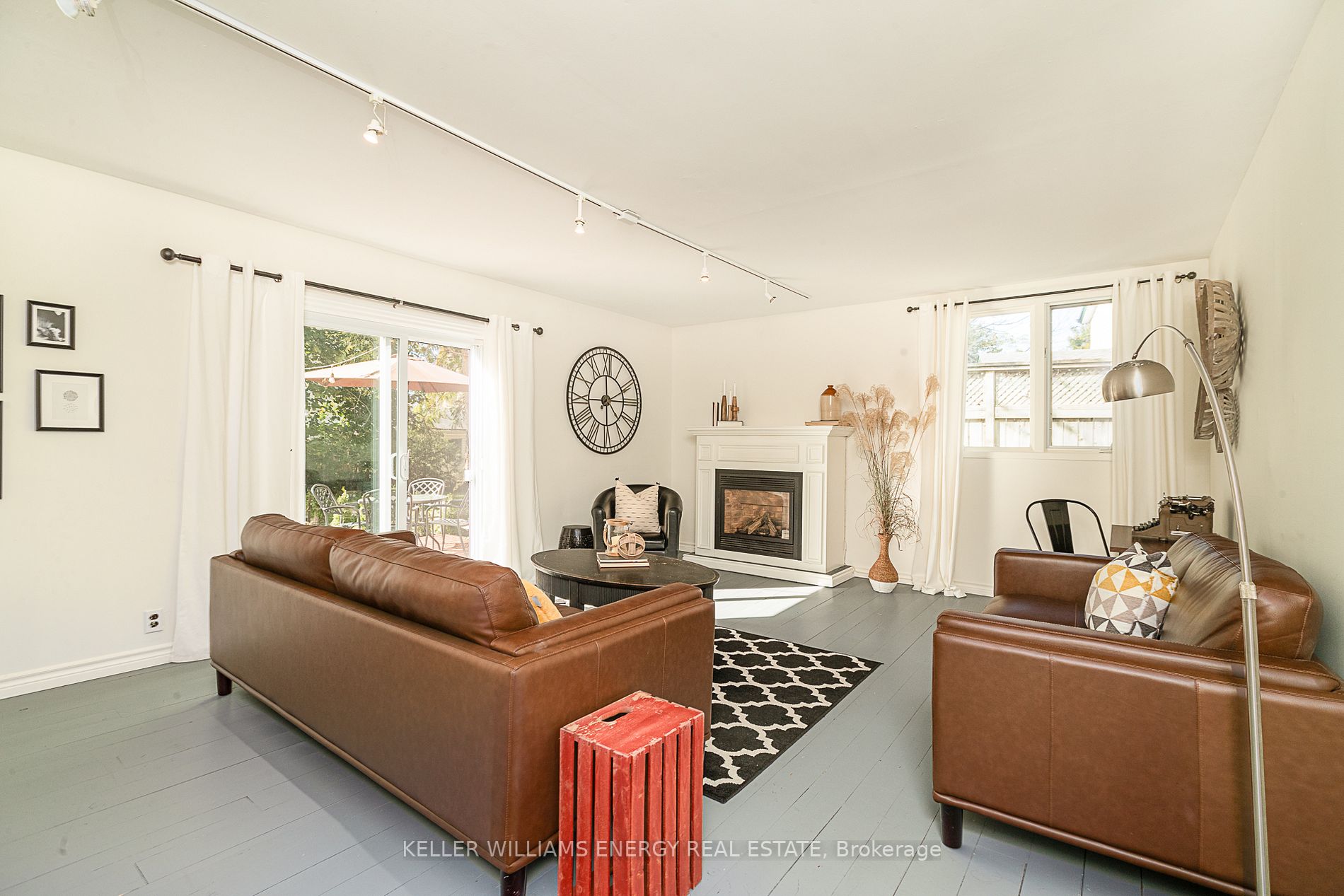 3 Corey St