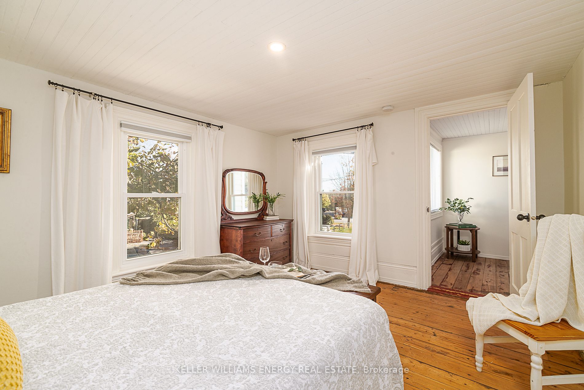 3 Corey St