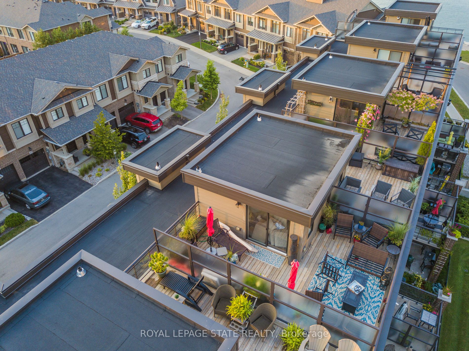 20 Waterview Lane