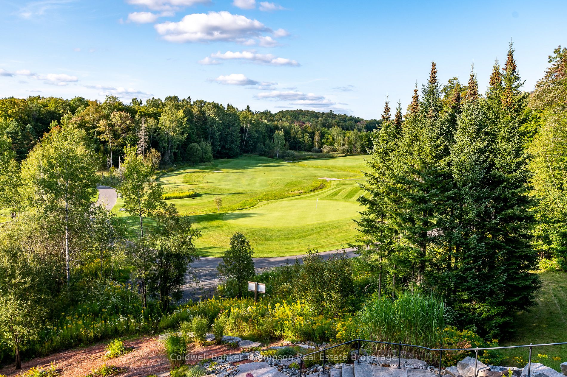 21 Deerhurst Highlands Dr